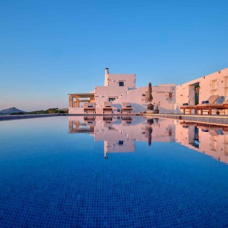Luxurious Villa Pactia Amazing Pool Isterni  Buitenkant foto
